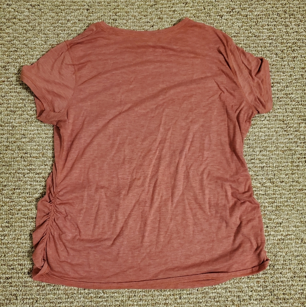 Women's Athletic Works Tshirt Maternity - Picture 2 of 3